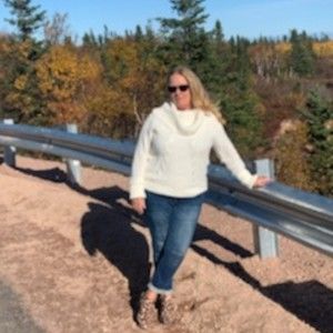 Meet your Posher, Brenda